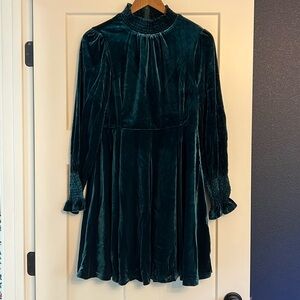 BRAND NEW: Baltic Born - Emerald Green Tina Velvet short dress - size Large